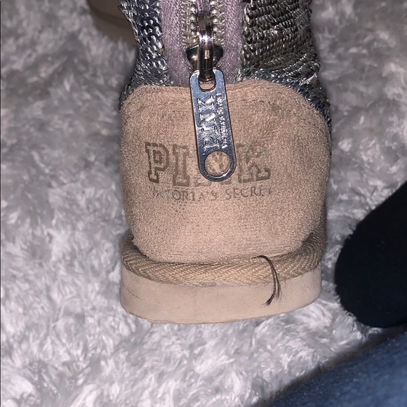 VS PINK Mukluk Booties - Picture 9 of 9